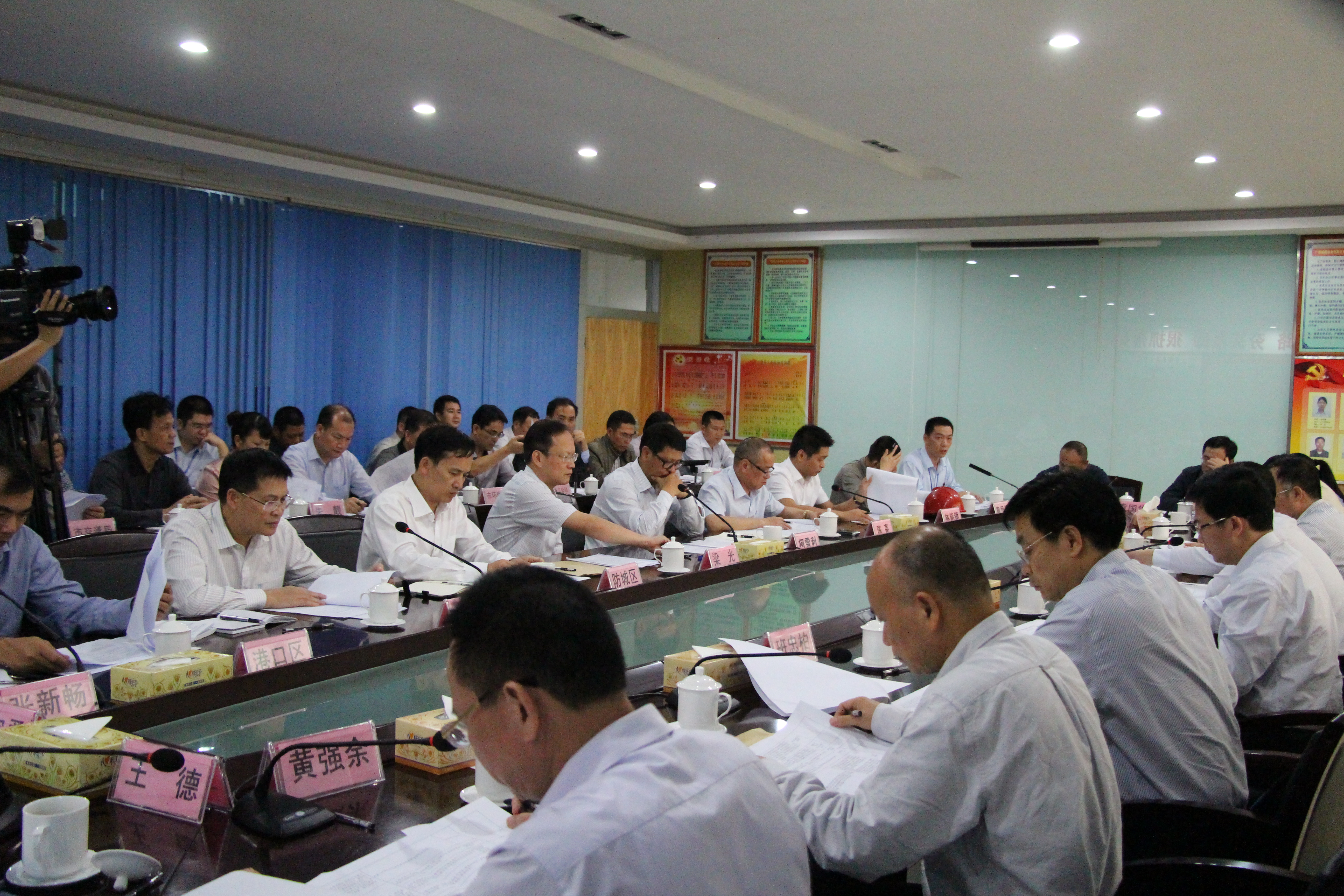 张掖市委常委班子“换位沉底”现场办公会顺利召开