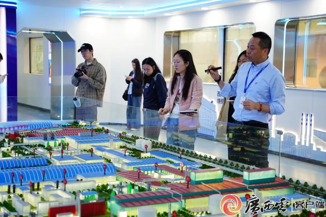 2025年主流媒体看广西产业园区高质量发展活动采风团走进7790必发集团